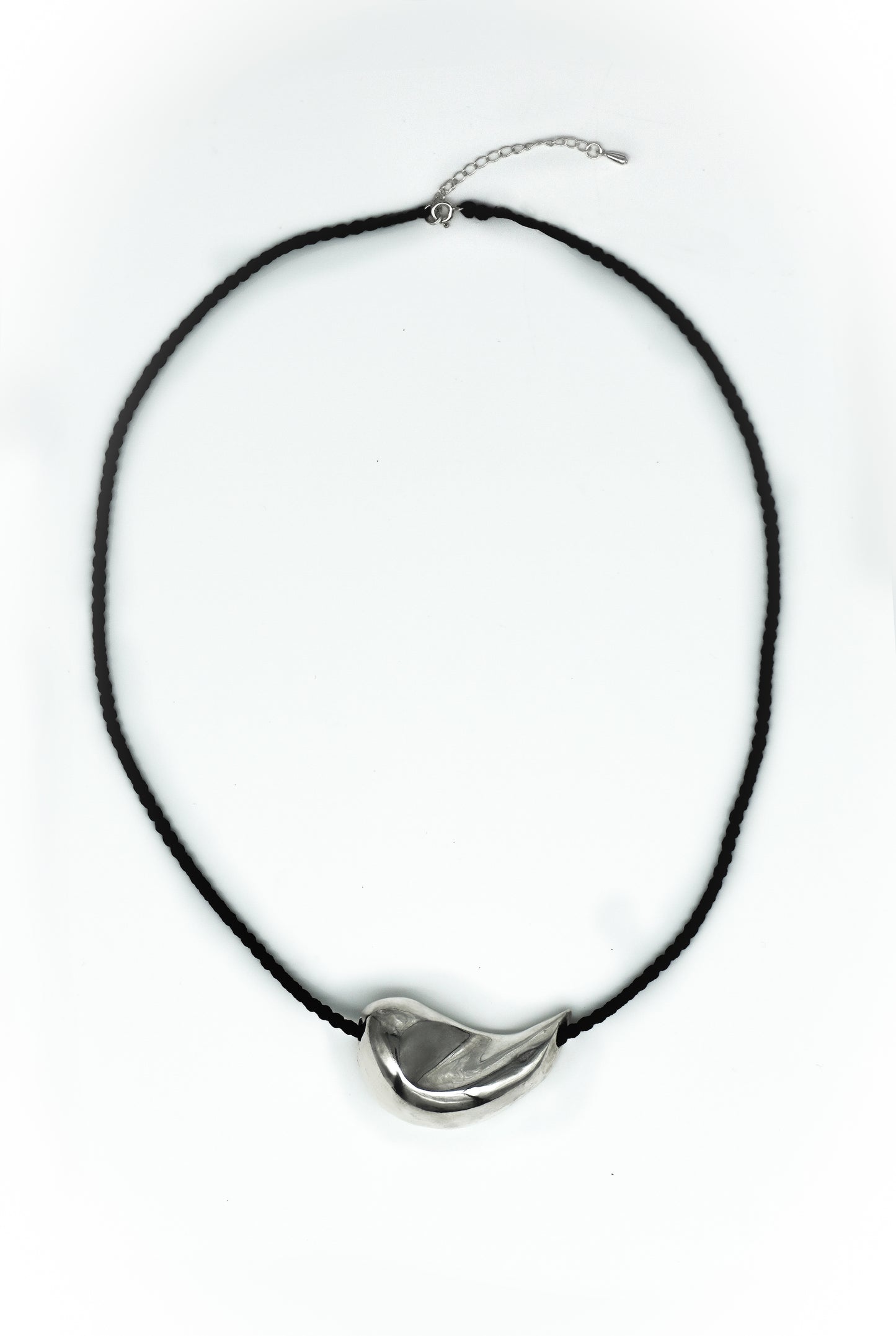 DROPLET SILK CORD NECKLACE