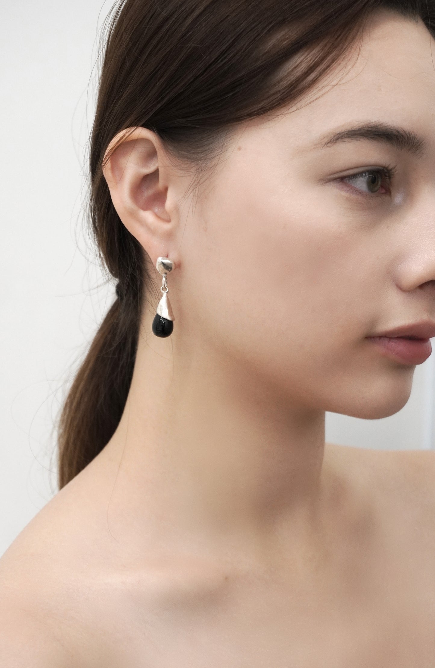 DRIPPING DROP ONYX EARRINGS
