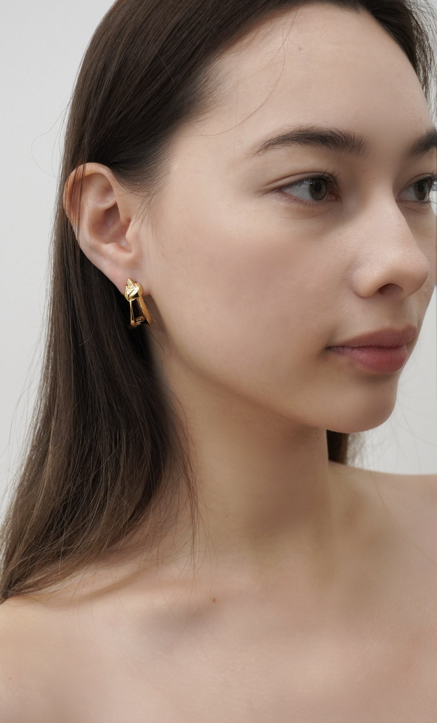 KNOTTED EARRINGS in Gold