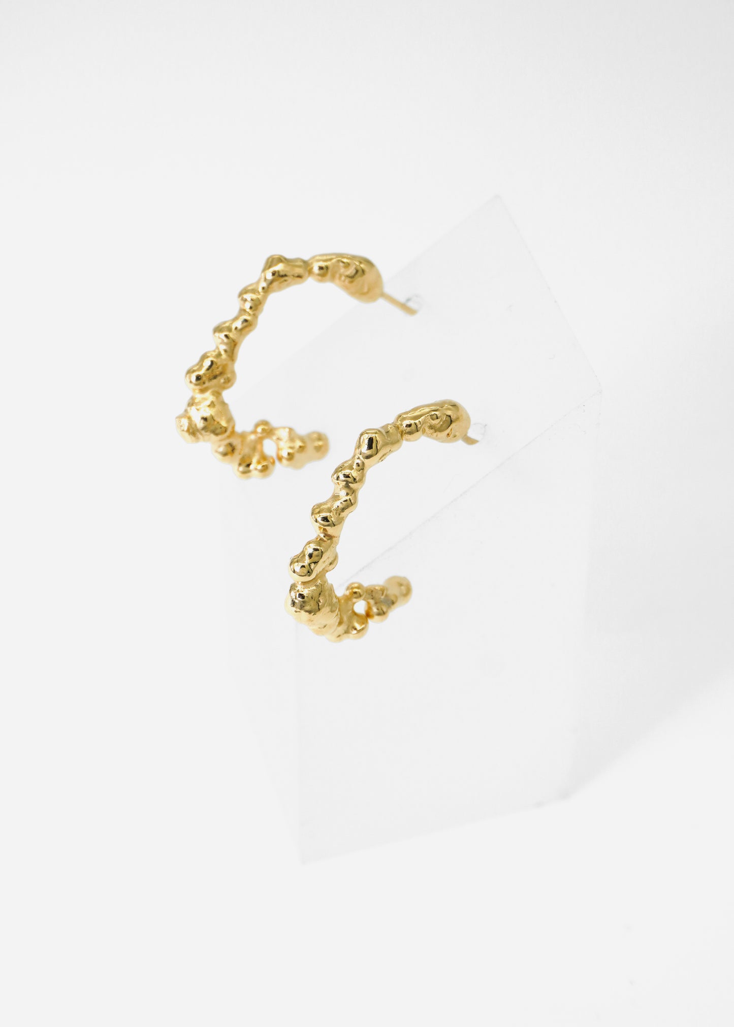 MELTED 1.0 LOOP EARRINGS in Gold