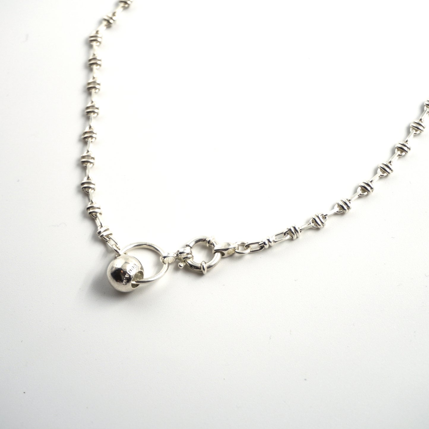 RIBBON CHAIN CHOKER in Silver