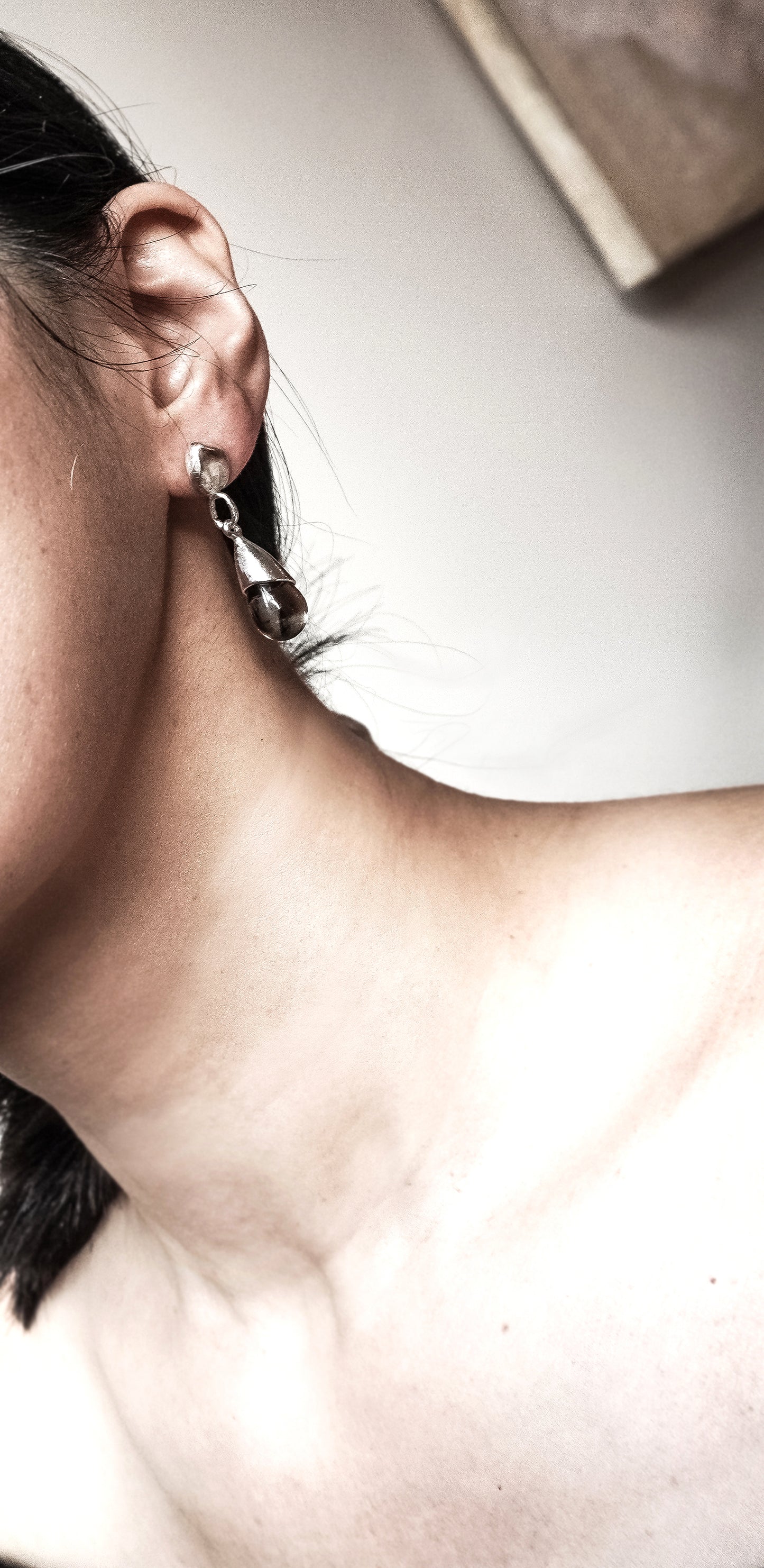 DRIPPING DROP SMOKY QUARTZ EARRINGS
