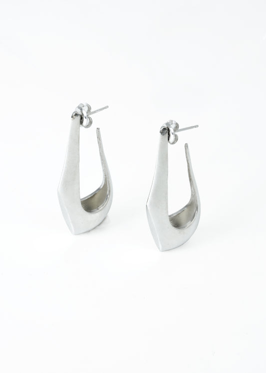 ELONGATED HOOP EARRINGS in Silver