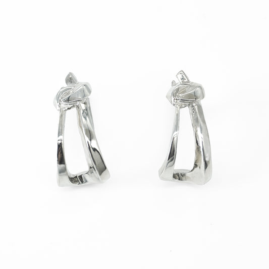 KNOTTED EARRINGS in Silver