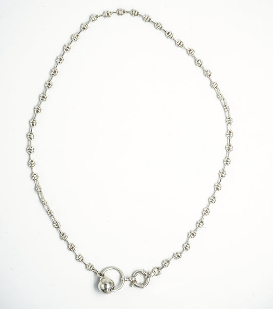 RIBBON CHAIN CHOKER in Silver