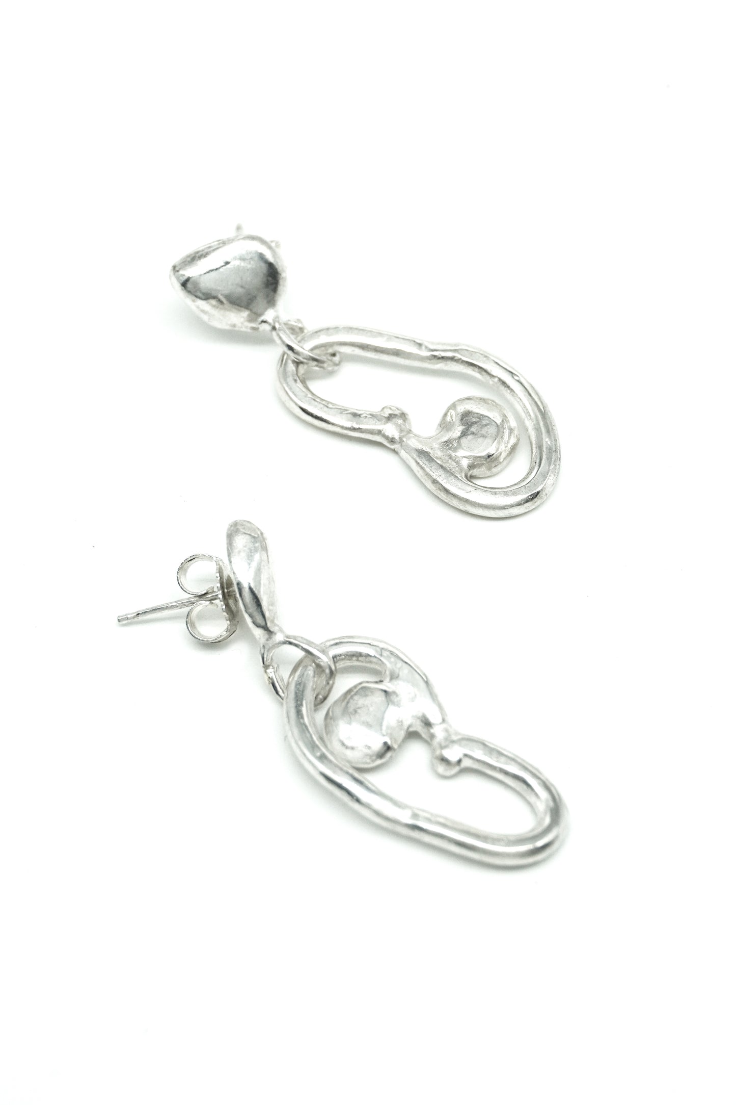 SCULPTURAL DROP EARRINGS in Silver